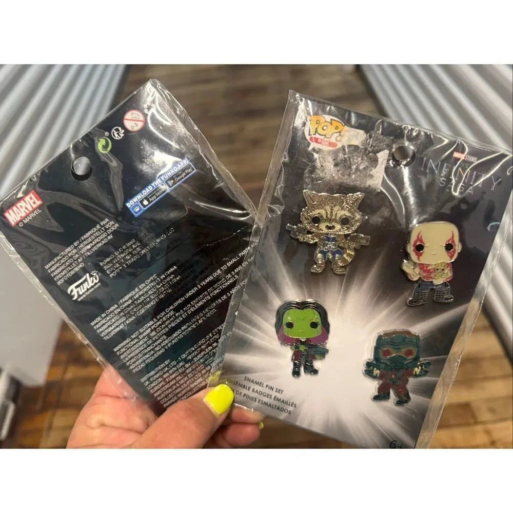 marvel comics infinity saga guardians of the galaxy novelty pin set bag charm